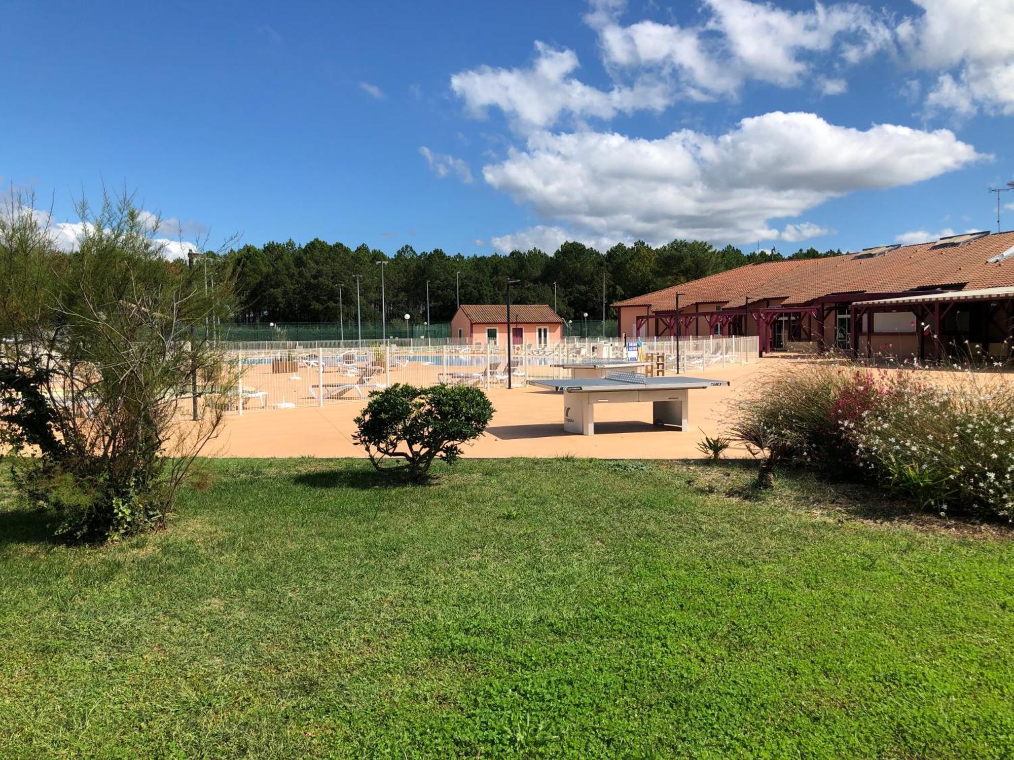 Holiday home *jolie Maison Proche Et Marin, Avec Piscine, Tennis A Plage* *