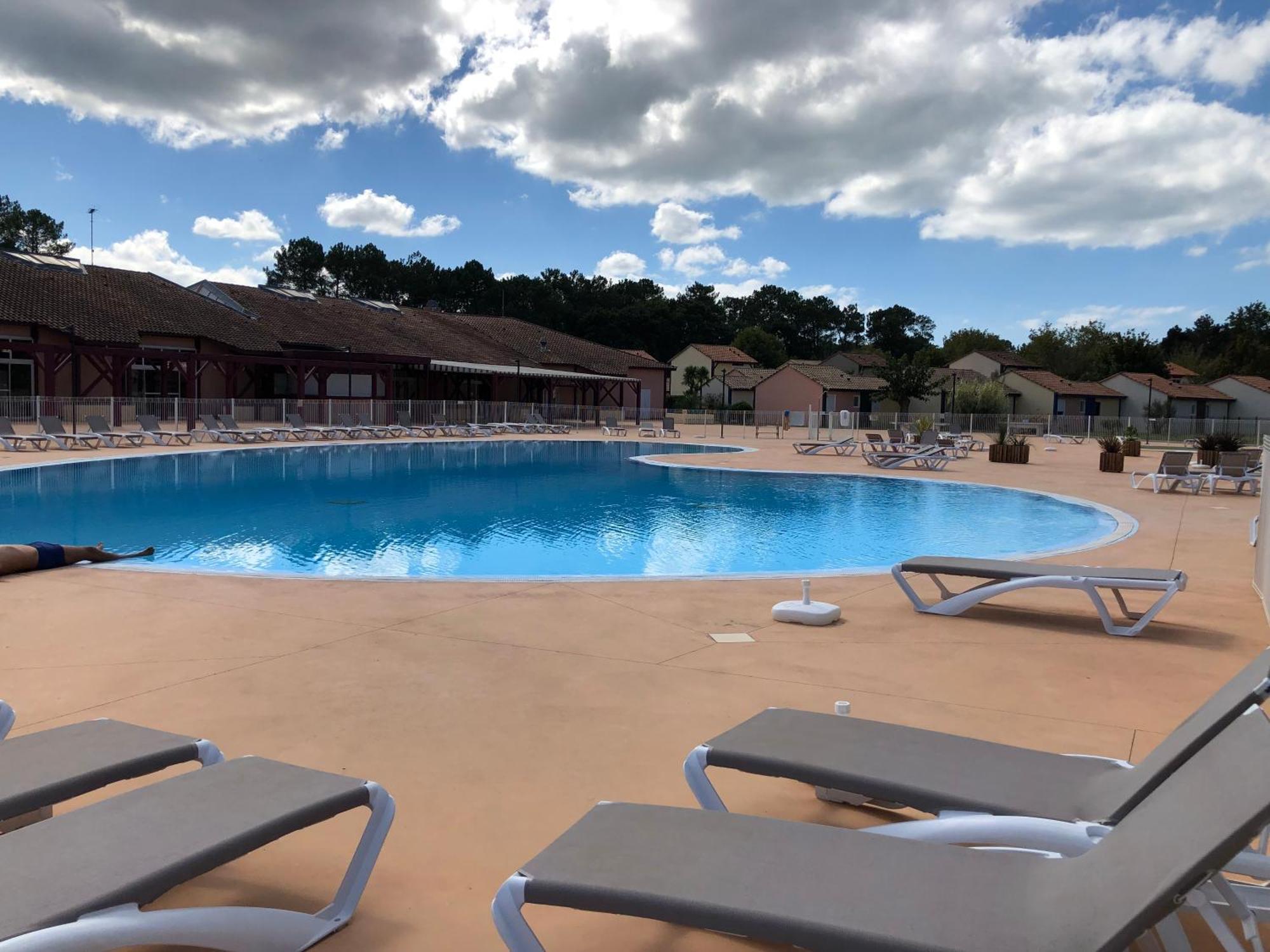 *jolie Maison Proche Et Marin, Avec Piscine, Tennis A Plage*